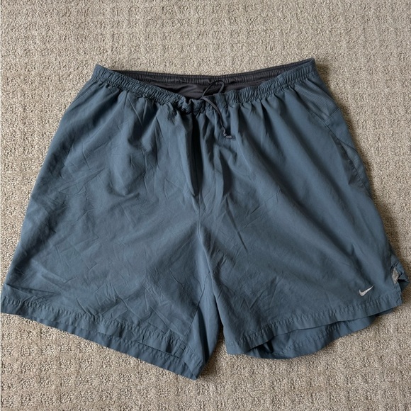 NIKE men’s blue athletic drawstring shorts size large - Picture 1 of 4